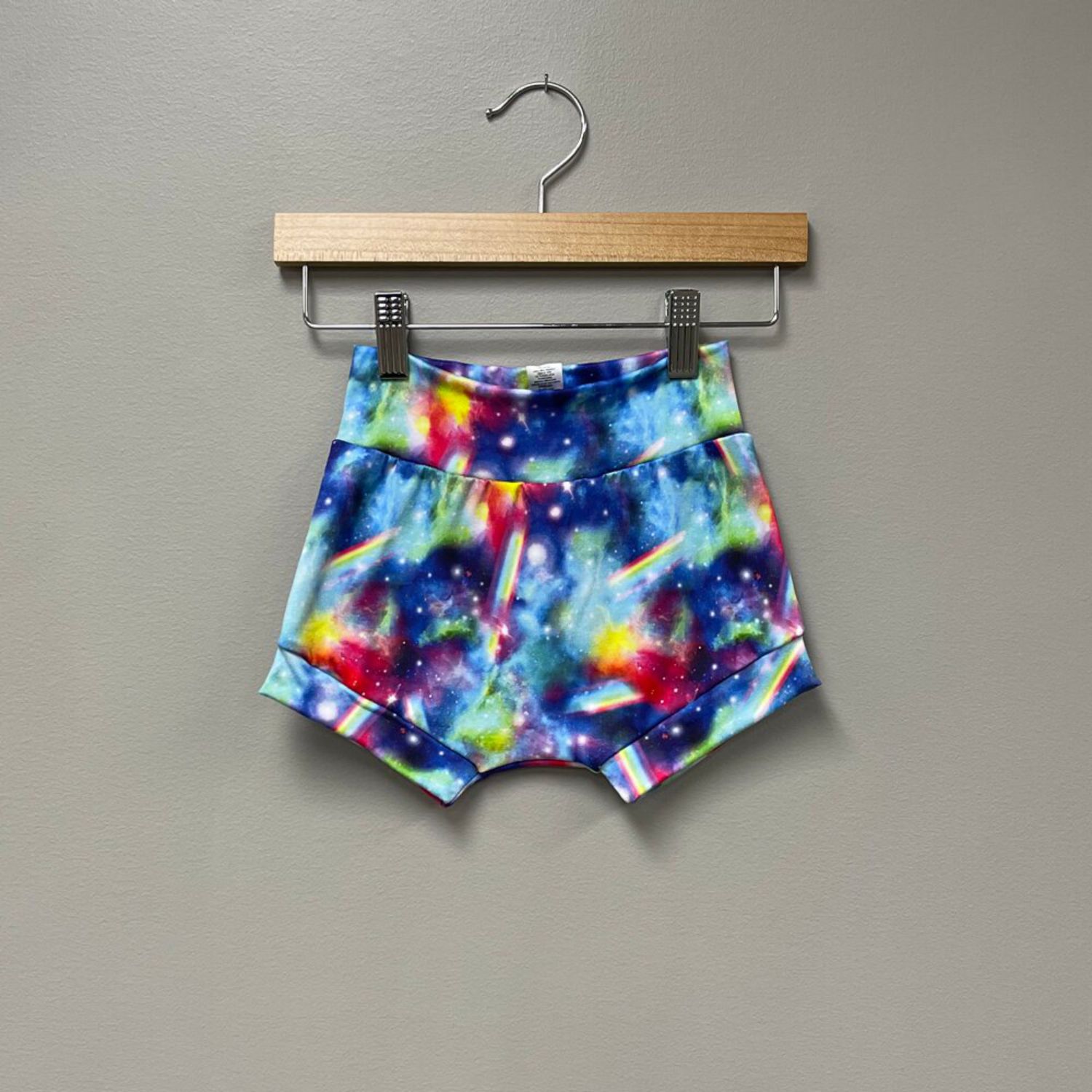 Bumblito Shorties - XL (110 - 116) Rainbow Galaxy von Bumblito