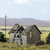 Busch - Verfallene Scheune H0 von Busch Modellspielwaren