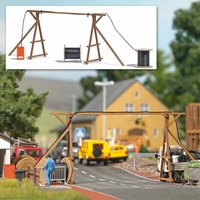 BUSCH 1375 H0 Kabelbrücke mit Baustromverteiler von Busch