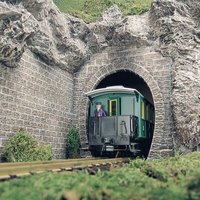 BUSCH 8610 G Zwei Tunnelportale BUSCH 8610 G Zwei Tunnelportale von Busch