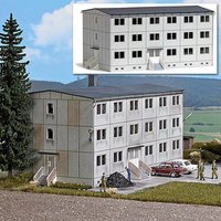 BUSCH 9607 Kaserne H0 von Busch