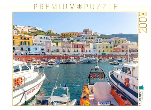 CALVENDO Puzzle Der kleine Fischereihafen der Insel Ponza in Latium, Italien. 2000 Teile Lege-Größe 90 x 67 cm Foto-Puzzle Bild von Alessandro Tortora CALVENDO Puzzle Der kleine Fischereihafen der Insel Ponza in Latium, Italien. 2000 Teile Lege-Größe 90 x 67 cm Foto-Puzzle Bild von Alessandro Tortora von CALVENDO