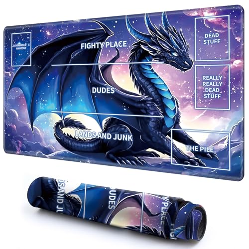 Niedliche Spielmatte mit Zonen -1 für MTG-Kartenspiel, 69,8 x 49,9 cm, rutschfeste Schreibtischunterlage mit glatter Oberfläche und genähtem Rand für TCG-Karten-Brettspiele-Zubehör, Galaxie-Blauer Niedliche Spielmatte mit Zonen -1 für MTG-Kartenspiel, 69,8 x 49,9 cm, rutschfeste Schreibtischunterlage mit glatter Oberfläche und genähtem Rand für TCG-Karten-Brettspiele-Zubehör, Galaxie-Blauer von CGFGHHUY