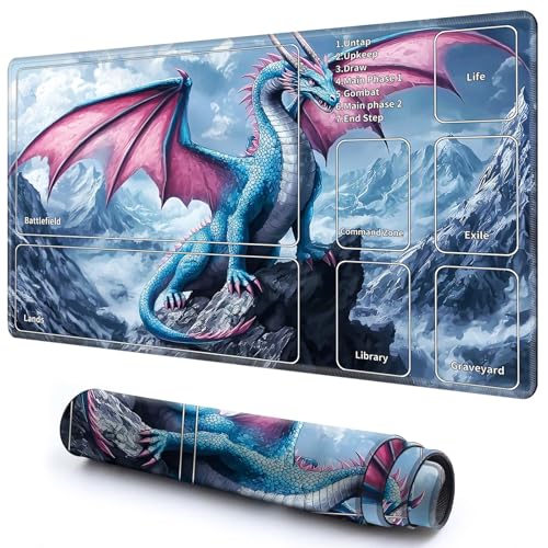 Niedliche Spielmatte mit Zonen -2 für MTG-Kartenspiel, 59,9 x 34,8 cm, rutschfeste Schreibtischunterlage mit glatter Oberfläche und genähtem Rand für TCG-Karten-Brettspiele, Zubehör, Bergblauer Drache Niedliche Spielmatte mit Zonen -2 für MTG-Kartenspiel, 59,9 x 34,8 cm, rutschfeste Schreibtischunterlage mit glatter Oberfläche und genähtem Rand für TCG-Karten-Brettspiele, Zubehör, Bergblauer Drache von CGFGHHUY