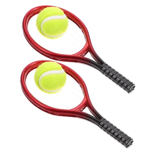 CIYODO 2 Sätze Miniatur Tennis Schläger und Bälle Set Teiliges Puppenhaus Sportzubehör für Kreative Dekoration und Aktives Spiel Realistische Mini Sportaccessoires für Erwachsene von CIYODO
