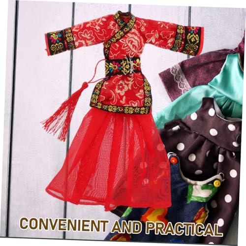 CLISPEED Chinesisches Antikes Hanfu Puppenkostüm Filigranes Traditionelles Vintage Kleid für Mädchen Historische Prinzessinnenkleidung Kulturelles Festtagsoutfit für Sammler CLISPEED Chinesisches Antikes Hanfu Puppenkostüm Filigranes Traditionelles Vintage Kleid für Mädchen Historische Prinzessinnenkleidung Kulturelles Festtagsoutfit für Sammler von CLISPEED