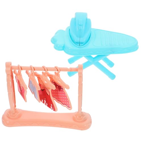CLISPEED Miniatur Bügelbrett mit Mini Bügeleisen und Kleiderständer Puppenhaus Zubehör Leichtes Kreatives Mini Ornament für Lebendige Wohnatmosphäre Praktische Handwerkskunst von CLISPEED