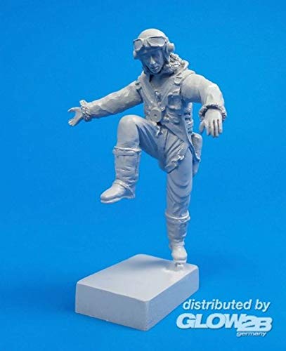 CMK F32317 - Figuren British Tempest Pilot,Climbing Out of Cockpit,for Special Hobby kit von CMK
