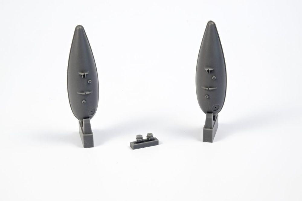 P-51D Mustang - Metal Drop Tank w/jutting filler neck (2 Stück) [Revell] von CMK
