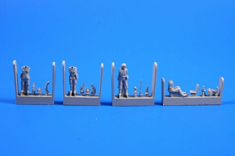 Soviet WWII Tank Crew+Soldier T-34 (4 Figuren) von CMK