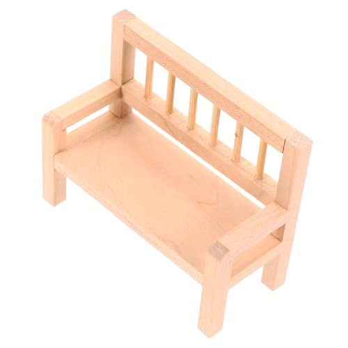 CORHAD Miniatur Holzbank mit Rückenlehne Dekoratives Puppenhausmöbel Handgefertigte Miniaturhaus Sitzbank aus Holz Geeignet für Puppenhaus und Miniaturdeko Vielseitiges Wohnaccessoire CORHAD Miniatur Holzbank mit Rückenlehne Dekoratives Puppenhausmöbel Handgefertigte Miniaturhaus Sitzbank aus Holz Geeignet für Puppenhaus und Miniaturdeko Vielseitiges Wohnaccessoire von CORHAD