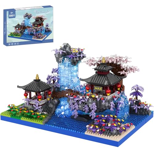 Japanische Kirschblüte Bonsai Baum Architektur Baustein Sets Chinesische Pfirsichblüte Pool Micro Mini Baumhaus Gebäude Modell Spielzeug Geschenk für Kinder Erwachsene 2400 Stücke Japanische Kirschblüte Bonsai Baum Architektur Baustein Sets Chinesische Pfirsichblüte Pool Micro Mini Baumhaus Gebäude Modell Spielzeug Geschenk für Kinder Erwachsene 2400 Stücke von CSNRHG