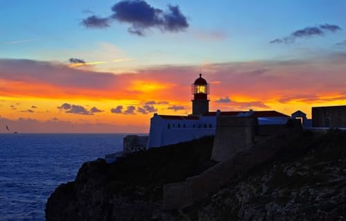 Personalisiertes Fotopuzzle, 100-teiliges Holzpuzzle, personalisiertes Geschenk, Leuchtturm, 45,5 x 35,5 cm Personalisiertes Fotopuzzle, 100-teiliges Holzpuzzle, personalisiertes Geschenk, Leuchtturm, 45,5 x 35,5 cm von CUREW