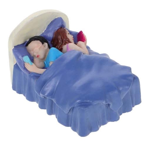 CVUTOVO Resin Figur im Bett mit Smartphones Bettdekoration für Emotionale Bindungen Stärken Hochrealistisches Design für Zuhause und Teambuilding Aktivitäten CVUTOVO Resin Figur im Bett mit Smartphones Bettdekoration für Emotionale Bindungen Stärken Hochrealistisches Design für Zuhause und Teambuilding Aktivitäten von CVUTOVO
