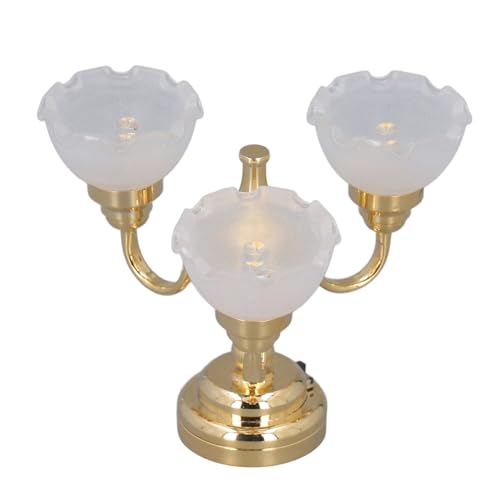 Puppenhaus-Deckenleuchte, Mehrzweck-Miniatur-Deckenlampe, 3 Köpfe, Batteriebetriebenes Metallglas, Puppenhaus-Miniatur-Kronleuchter für Dekoration Im Maßstab 1:12 Puppenhaus-Deckenleuchte, Mehrzweck-Miniatur-Deckenlampe, 3 Köpfe, Batteriebetriebenes Metallglas, Puppenhaus-Miniatur-Kronleuchter für Dekoration Im Maßstab 1:12 von CaCaCook