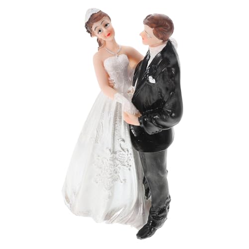 Cabilock Romantische Resin Brautpaar Figur Hochzeits Tortendeko mit Europäischem Stil Detailreiche Hochzeitspaar Skulptur Leicht und Vielseitig für Hochzeitstorte und Feierdekoration Cabilock Romantische Resin Brautpaar Figur Hochzeits Tortendeko mit Europäischem Stil Detailreiche Hochzeitspaar Skulptur Leicht und Vielseitig für Hochzeitstorte und Feierdekoration von Cabilock