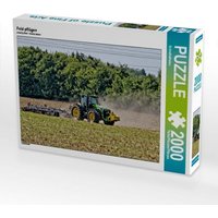 Feld pflügen (Puzzle) von Calvendo Puzzle