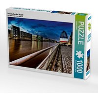 Innenhafen bei Nacht (Puzzle) von Calvendo Puzzle