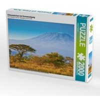Kilimandscharo bei Sonnenaufgang (Puzzle) von Calvendo
