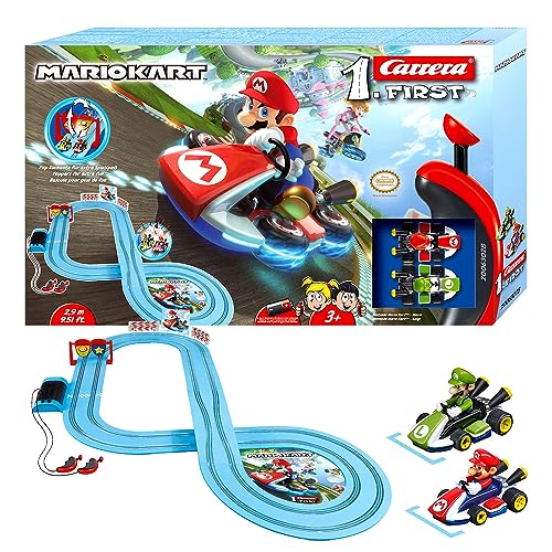 Carrera First Mario Kart™ Rennbahn | Super Mario™ vs. Luigi | Flip-Elemente | 2,9m Rennbahn | ab 3 Jahren | Batteriebetrieben von Carrera