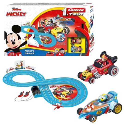 Carrera First I Mickey's Fun Race I Die erste Rennbahn für Kleinkinder mit Disney Figuren I 2,4 Meter Spielbahn Ergonomische Handregler I Für Kinder ab 3 Jahren I Mit Kreisel für extra Spielspaß von Carrera