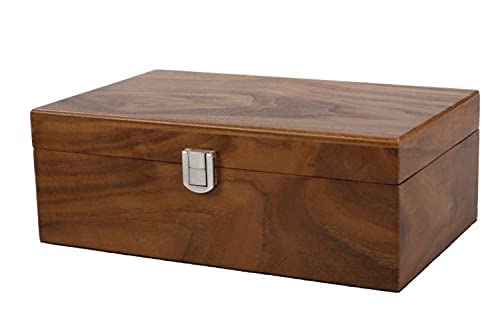 Chess Box Large Walnut with Metal Clasp 4.25undefined von Chessgammon