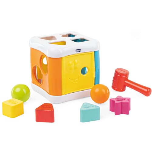 CHICCO 2 IN 1 SORTIER & SCHLAGWÜRFEL, Sortieraktivität mit 4 Formen auf zwei Würfelseiten mit Hammer für 2 Kugel, bunt, 10M+ von Chicco