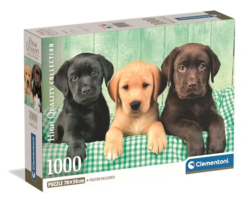 Clementoni - Puzzle 1000 Teile für Erwachsene und Jungen, Kollektion, Thema DREI Labrador, mit Poster, kompakte Box, Geschenkidee für Damen und Herren, Made in Italy, 70 x 50 cm, 39946 Clementoni - Puzzle 1000 Teile für Erwachsene und Jungen, Kollektion, Thema DREI Labrador, mit Poster, kompakte Box, Geschenkidee für Damen und Herren, Made in Italy, 70 x 50 cm, 39946 von Clementoni