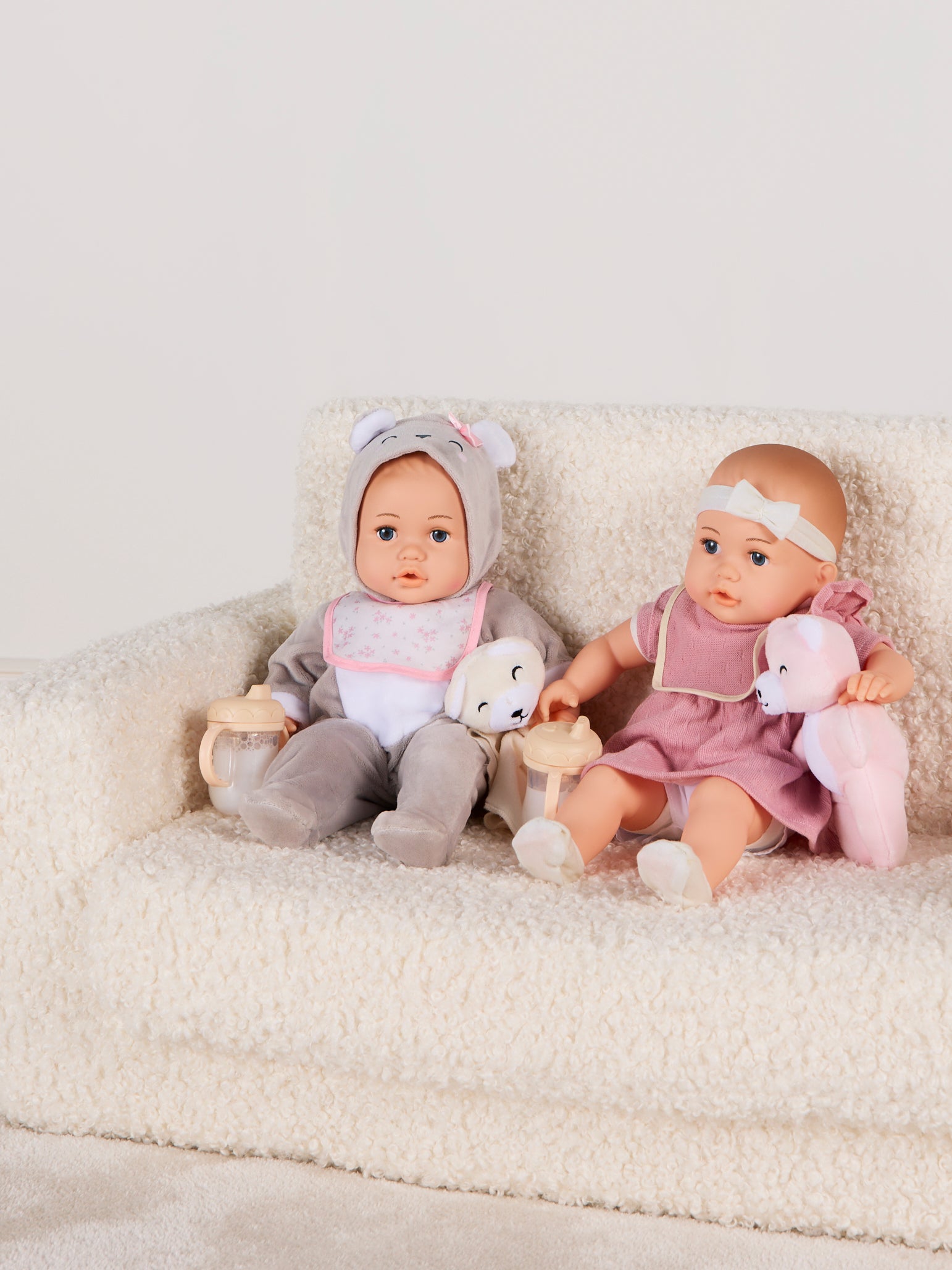 Cloudberry Castle Geschenkset Puppe Twins Deluxe 35 cm, Rosa/Weiß von Cloudberry Castle