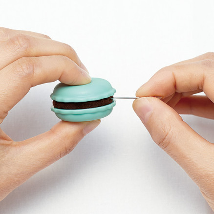 Clover Sweet'n Sharp Macaron Nadelhalter/Nadelzeiger Türkis von Clover
