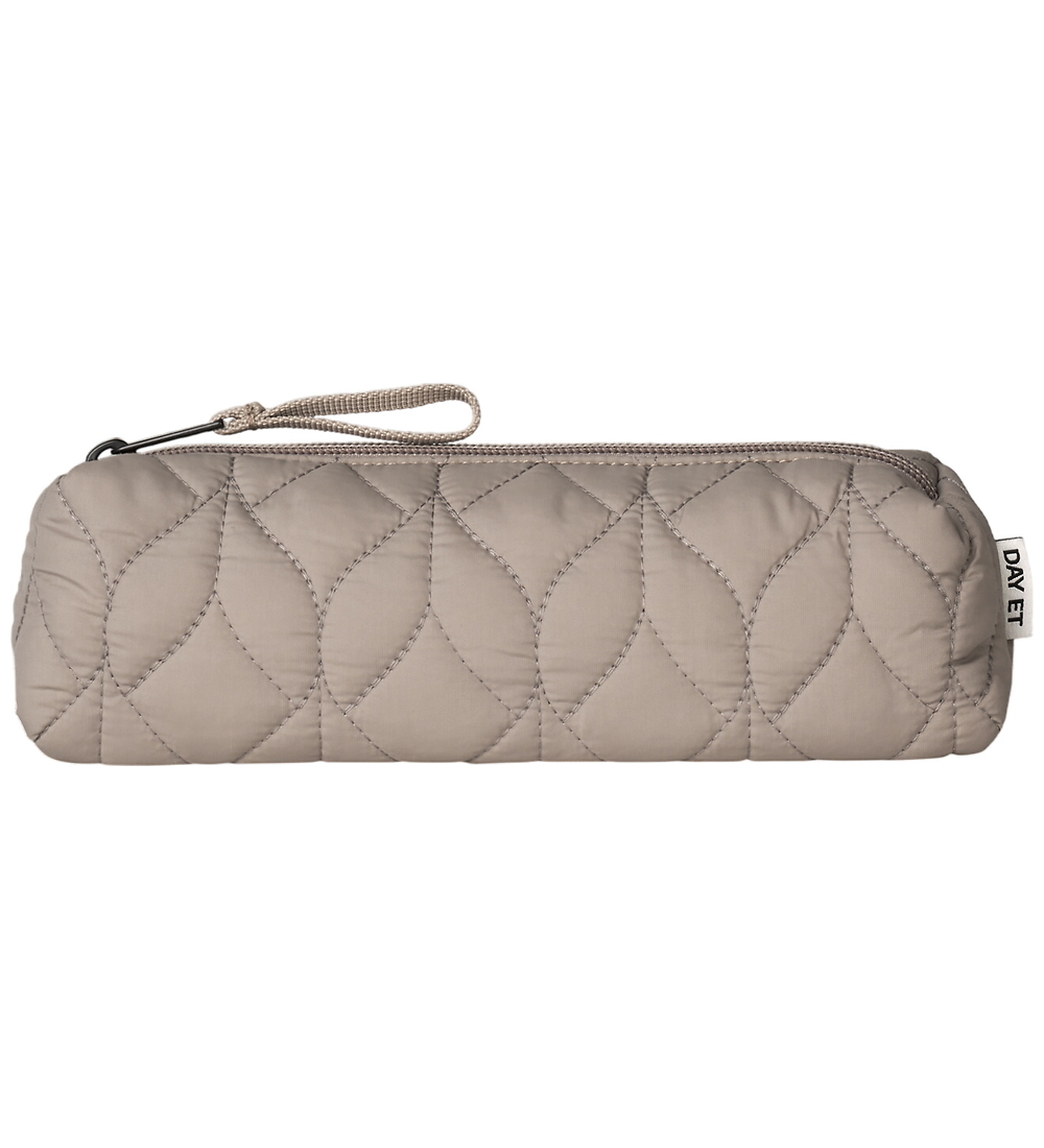 DAY ET Federmäppchen - Tag RE-Q Twist - Mond Rock - DAY ET - One Size - Federmäppchen DAY ET Federmäppchen - Tag RE-Q Twist - Mond Rock - DAY ET - One Size - Federmäppchen von DAY ET