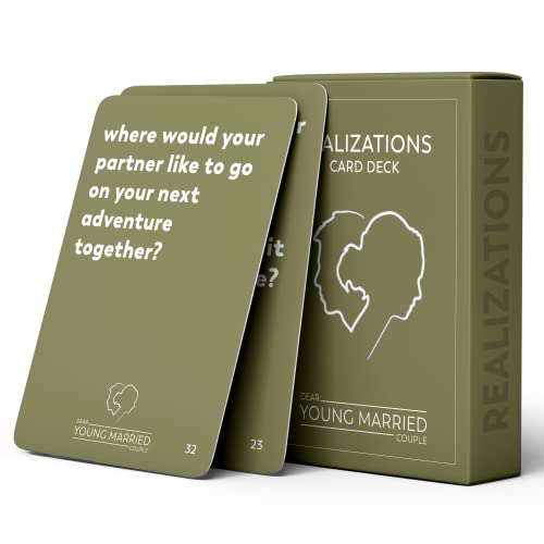 DEAR YOUNG MARRIED COUPLE REALIZATIONS - Kartendeck - Spaßspiel für Paare - 52 Fragen zu sehen, wie gut Sie Ihren Partner kennen - Dating und verlobte Paare Geschenk - Gesprächsstarter von DEAR YOUNG MARRIED COUPLE