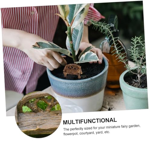 DECOMELODY Miniaturstuhl aus Harz Teilig mit Mini und Mini Einzelsesseln Detailgetreue Gartenmöbel Deko für Puppenhaus Miniaturhaus Mikrolandschaften Vielseitiges Wohnaccessoire DECOMELODY Miniaturstuhl aus Harz Teilig mit Mini und Mini Einzelsesseln Detailgetreue Gartenmöbel Deko für Puppenhaus Miniaturhaus Mikrolandschaften Vielseitiges Wohnaccessoire von DECOMELODY