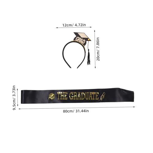 DECORNIJIA 2 Stück Graduation Headband And Sash Set Teilig Verstellbar Komfortabel Abschlussfeier Kostüm Accessoires für Fotos Party Dekoration Geeignet für Abschlusszeremonien DECORNIJIA 2 Stück Graduation Headband And Sash Set Teilig Verstellbar Komfortabel Abschlussfeier Kostüm Accessoires für Fotos Party Dekoration Geeignet für Abschlusszeremonien von DECORNIJIA