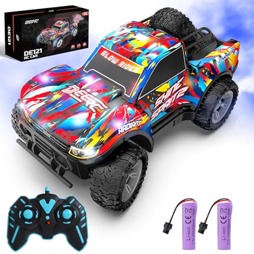 DEERC RC-Auto für Kinder 4-8 Jahre, All-Terrain Sprühfunktion RC Truck, Musik & LED-Lichtern, 2.4 GHz Fernsteuerungsauto, 2 Akkus,40 Min. Geschenk-Spielzeug für Kinder Indoor & Outdoor von DEERC