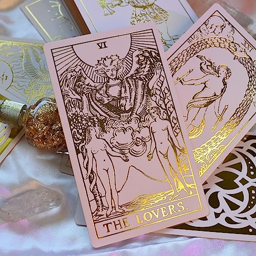 DELALUNA ANSWERS All Gold Tarot: 80 Karten Bonus Psychic Deck für Wahrsagung, 1909 Original Rider Waite Smith Wahrsagung, Engel Affirmation Set mit Bedeutungen auf ihnen für Frauen und Anfänger DELALUNA ANSWERS All Gold Tarot: 80 Karten Bonus Psychic Deck für Wahrsagung, 1909 Original Rider Waite Smith Wahrsagung, Engel Affirmation Set mit Bedeutungen auf ihnen für Frauen und Anfänger von DELALUNA ANSWERS