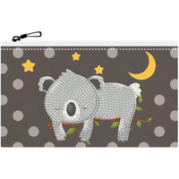 DIAMOND DOTZ® DTZ14.016 DOTZIES® Original Diamond Painting Mäppchen „Sleepy Time Koala“ von DIAMOND DOTZ®