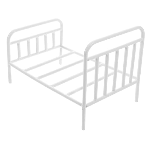 DIKACA Miniaturbett Mit Einzigartigem Design Für Puppenhaus Weißer Eisenrahmen Möbel Für Jungen Und Mädchen Puppenzubehör Spielzeugbett Jungen- Und Mädchenzimmer von DIKACA