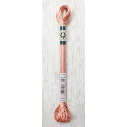 DMC Mouliné Satin Floss Stickgarn 352 Hellpfirsich von DMC
