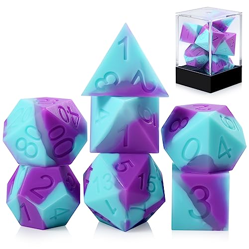 DNDND Dungeons and Dragons Würfel-Set, Silikon, Gummi, mit transparenter Kunststoff-Vitrine, für DND-Rollenspiele und Tischspiele, Violett, Blau, 7 Stück DNDND Dungeons and Dragons Würfel-Set, Silikon, Gummi, mit transparenter Kunststoff-Vitrine, für DND-Rollenspiele und Tischspiele, Violett, Blau, 7 Stück von DNDND