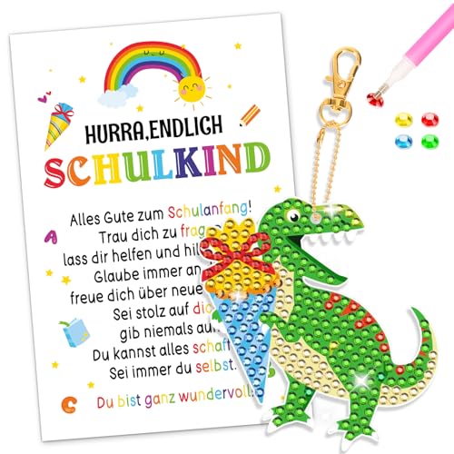 DPKOW Dino Einschulungsgeschenk für Jungen, Schulkind 2025 Schultüte Füllung, Diamond Painting Schlüsselanhänger Dinosaurier Schulkind Glücksbringer, mit Einschulung Karte DPKOW Dino Einschulungsgeschenk für Jungen, Schulkind 2025 Schultüte Füllung, Diamond Painting Schlüsselanhänger Dinosaurier Schulkind Glücksbringer, mit Einschulung Karte von DPKOW