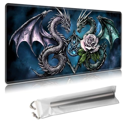 MTG Playmat – TCG-Kartenspielmatte für Magic The Gathering – 61 x 35,6 cm – genähte Kanten, rutschfeste Gummiunterseite, tragbare Schreibtisch-Spielmatte für Brettspiele – mit Aufbewahrungstasche MTG Playmat – TCG-Kartenspielmatte für Magic The Gathering – 61 x 35,6 cm – genähte Kanten, rutschfeste Gummiunterseite, tragbare Schreibtisch-Spielmatte für Brettspiele – mit Aufbewahrungstasche von Decahouy