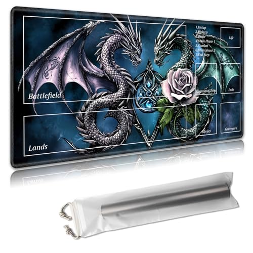 MTG Spielmatte mit Zonen – TCG-Kartenspielmatte für Magic The Gathering – 61 x 35,6 cm – genähte Kanten, rutschfeste Gummiunterseite – tragbare Spielmatte mit kostenloser Aufbewahrungstasche, zwei MTG Spielmatte mit Zonen – TCG-Kartenspielmatte für Magic The Gathering – 61 x 35,6 cm – genähte Kanten, rutschfeste Gummiunterseite – tragbare Spielmatte mit kostenloser Aufbewahrungstasche, zwei von Decahouy