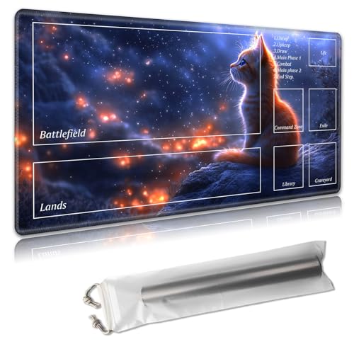 MTG Spielmatte mit Zonen – TCG-Kartenspielmatte für Magic The Gathering – 61 x 35,6 cm – genähte Kanten, rutschfeste Gummiunterseite – tragbare Spielmatte mit kostenloser Aufbewahrungstasche MTG Spielmatte mit Zonen – TCG-Kartenspielmatte für Magic The Gathering – 61 x 35,6 cm – genähte Kanten, rutschfeste Gummiunterseite – tragbare Spielmatte mit kostenloser Aufbewahrungstasche von Decahouy