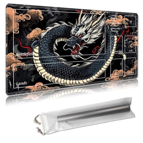 MTG Spielmatte mit Zonen – TCG-Kartenspielmatte für Magic The Gathering – 61 x 35,6 cm – genähte Kanten, rutschfeste Gummiunterseite – tragbare Spielmatte mit kostenloser Aufbewahrungstasche MTG Spielmatte mit Zonen – TCG-Kartenspielmatte für Magic The Gathering – 61 x 35,6 cm – genähte Kanten, rutschfeste Gummiunterseite – tragbare Spielmatte mit kostenloser Aufbewahrungstasche von Decahouy