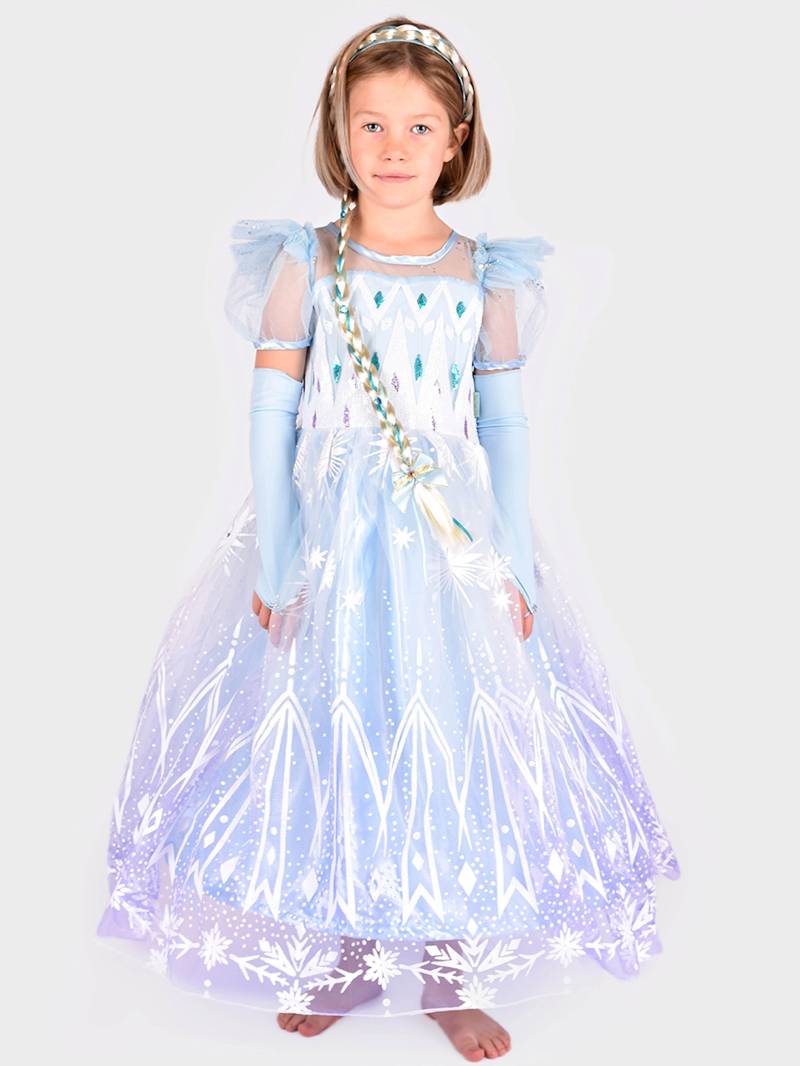 Den Goda Fen Kostüm Eisprinzessin Kleid mit Zopf 98-104 cm, 110-116 Den Goda Fen Kostüm Eisprinzessin Kleid mit Zopf 98-104 cm, 110-116 von Den Goda Fen