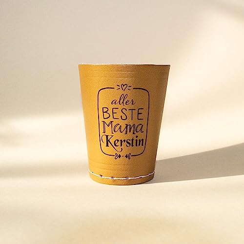 Diamandi Leder Würfelbecher mit Gravur - Kurkuma - Allerbeste Mama - Ladies Edition - inklusive 5 Würfeln - Geschenk für Mama - mit persönlichen Namen (Beste Mama) von Diamandi