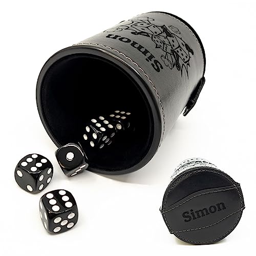 Diamandi Schwarzer Würfelbecher Leder mit Gravur | Personalisiert mit Motiv & Name | Individuelles Knobelbecher Set mit Würfelfach & Würfeln Diamandi Schwarzer Würfelbecher Leder mit Gravur | Personalisiert mit Motiv & Name | Individuelles Knobelbecher Set mit Würfelfach & Würfeln von Diamandi