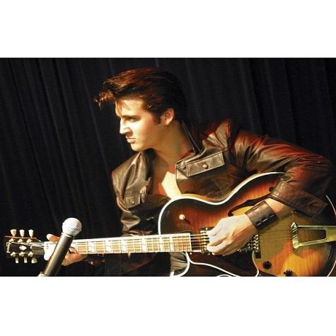 Elvis Presley mit Gitarre von Diamond Painter