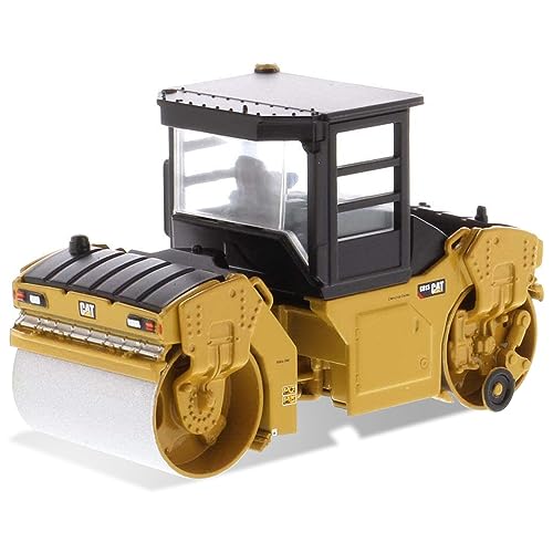 Diecast Masters 85631 - Caterpillar Straßenwalze CB-13, detailgetreues CAT Baufahrzeug in Displayfenster-Box, Maßstab 1:64, ca. 7,6 x 3,6 x 4,9 cm, ab 8+, für Sammler und als Geschenk geeignet von Caterpillar